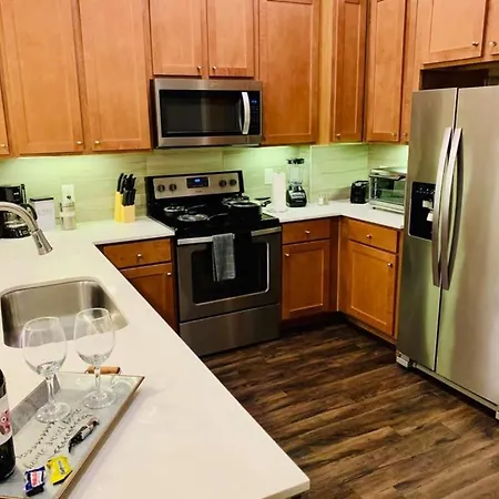Downtown Apt Free Parking - Fully Kitchen - Free Laundry Houston Exterior photo